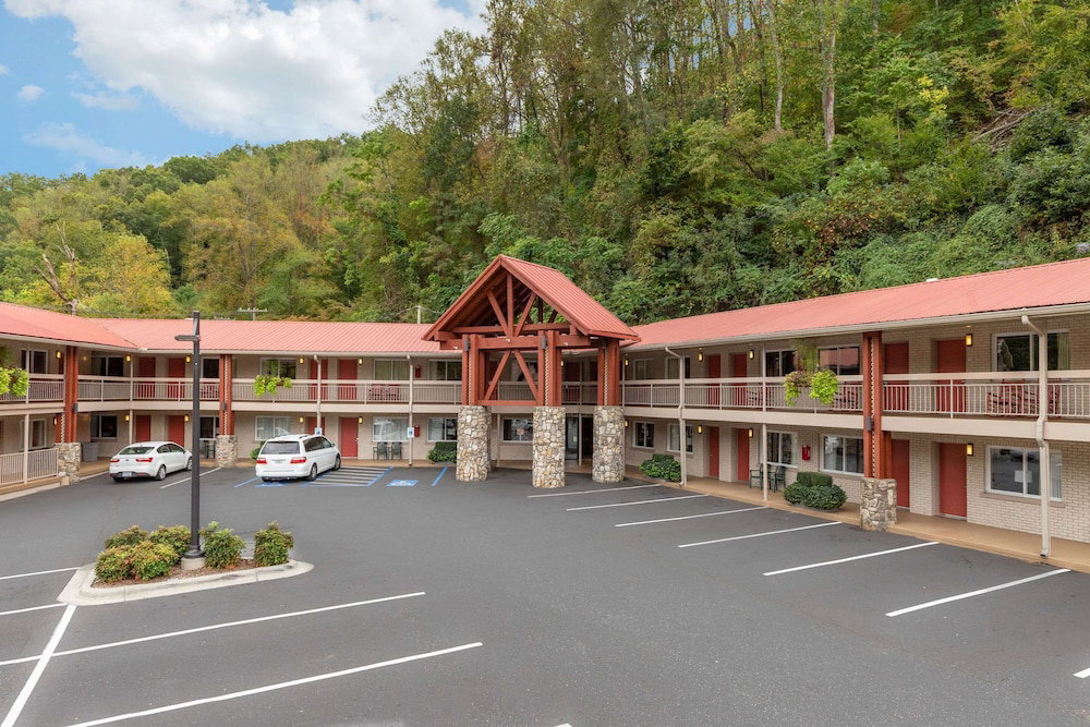 Econo Lodge - thumb 1