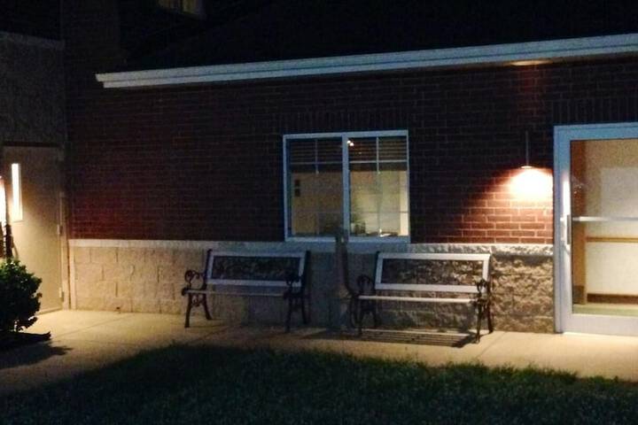 Super 8 By Wyndham Ava - thumb 2