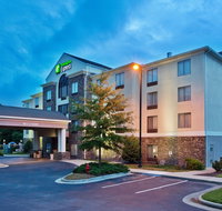 Holiday Inn Express Apex - Raleigh an IHG Hotel - Accommodation Rooms