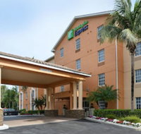 Holiday Inn Express  Suites Naples North - Bonita Springs an IHG Hotel - Accommodation Rooms