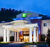 Holiday Inn Express Hotel  Suites Cherokee / Casino an IHG Hotel - Accommodation Rooms