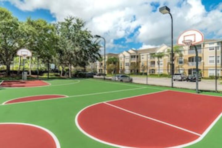 8127 Fan Palm Way - thumb 0