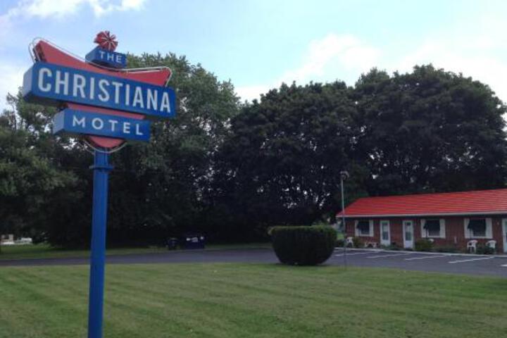 The Christiana Motel - thumb 0