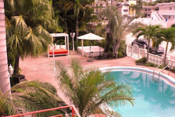 Winterset A North Beach Village Resort Hotel - thumb 0