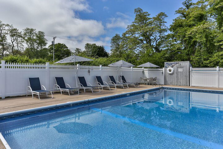 Eagle Wing Inn - Cape Cod - thumb 4