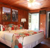 The Riverside Lodge at Chimney Rock - Accommodation Rooms