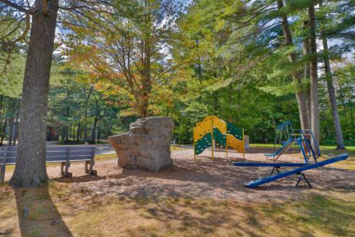 Family Friendly Attitash Studio - thumb 3