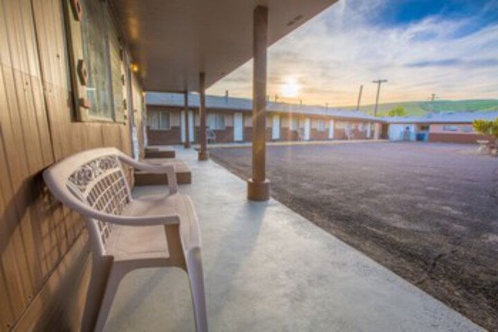 Dayton Motel - thumb 0