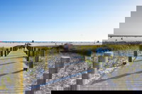 Crescent Street Villas By Beachside Mgt