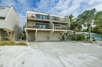 Fanta-Sea on the Beach by Beachside Management - 53 Beach Rd