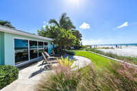 Siesta Key Paradise by Beachside Mgmt.