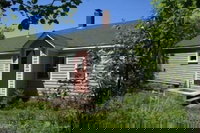 Sweet Pea Cottage - Two Bedroom Home