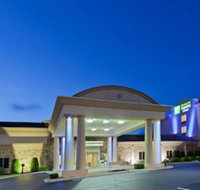 Holiday Inn Express Hotel  Suites Christiansburg an IHG Hotel - Accommodation Rooms