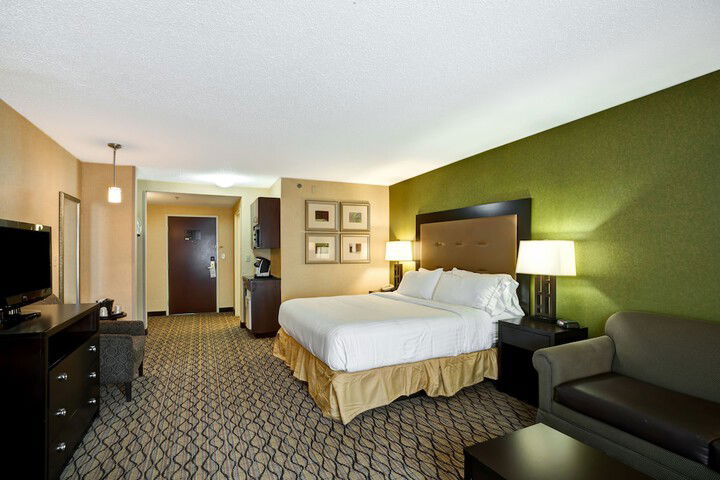 Holiday Inn Express Hotel & Suites Christiansburg, An IHG Hotel - thumb 4