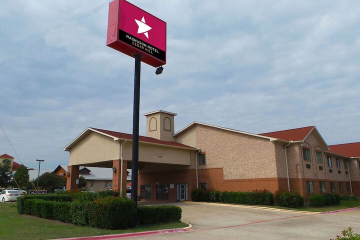 Magnuson Hotel Cedar Hill - thumb 3