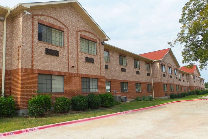 Magnuson Hotel Cedar Hill - thumb 2