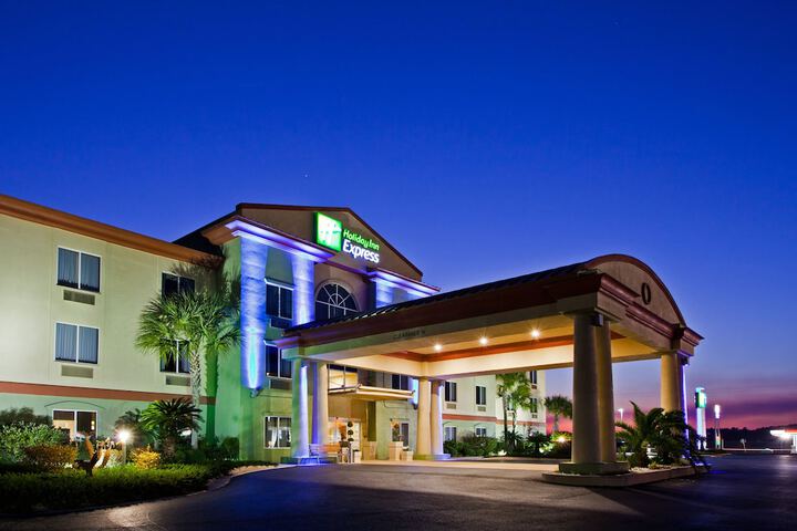 Holiday Inn Express Hotel & Suites LIVE OAK, An IHG Hotel - thumb 5