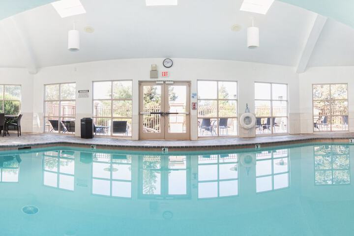 Holiday Inn Express Hotel & Suites San Jose-Morgan Hill, An IHG Hotel - thumb 6