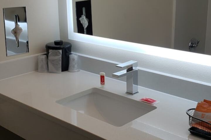 Econo Lodge - thumb 4