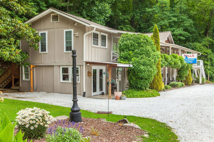 Hickory Falls Guesthouse - thumb 1