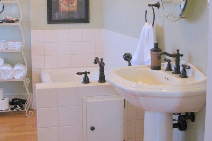 The Vintage Inn Bed & Breakfast - thumb 4