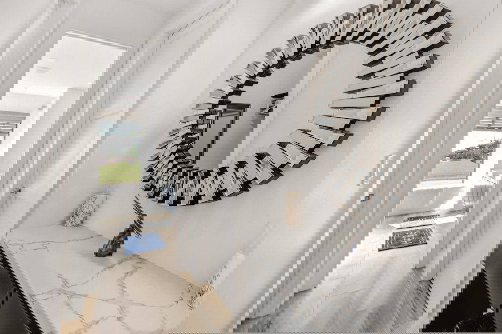 1625 NW 32nd Ct - thumb 2