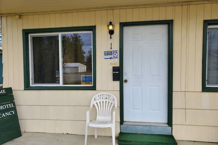 Athol Motel - thumb 4