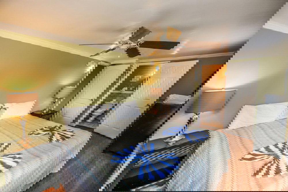 210 Miramar - thumb 6