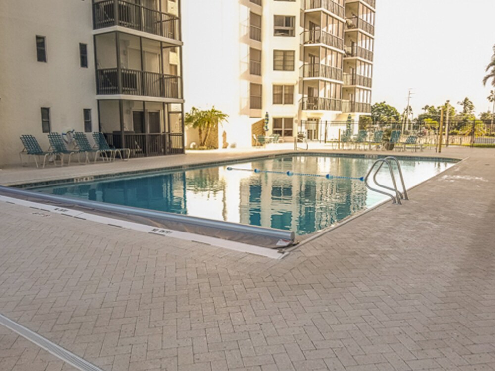 Island Winds 702 - thumb 1