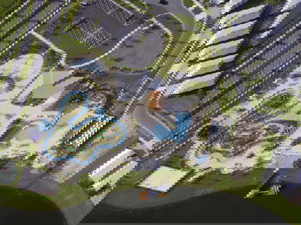 Fabulous Apartment With Balcony At Storey Lake 272977 - thumb 0