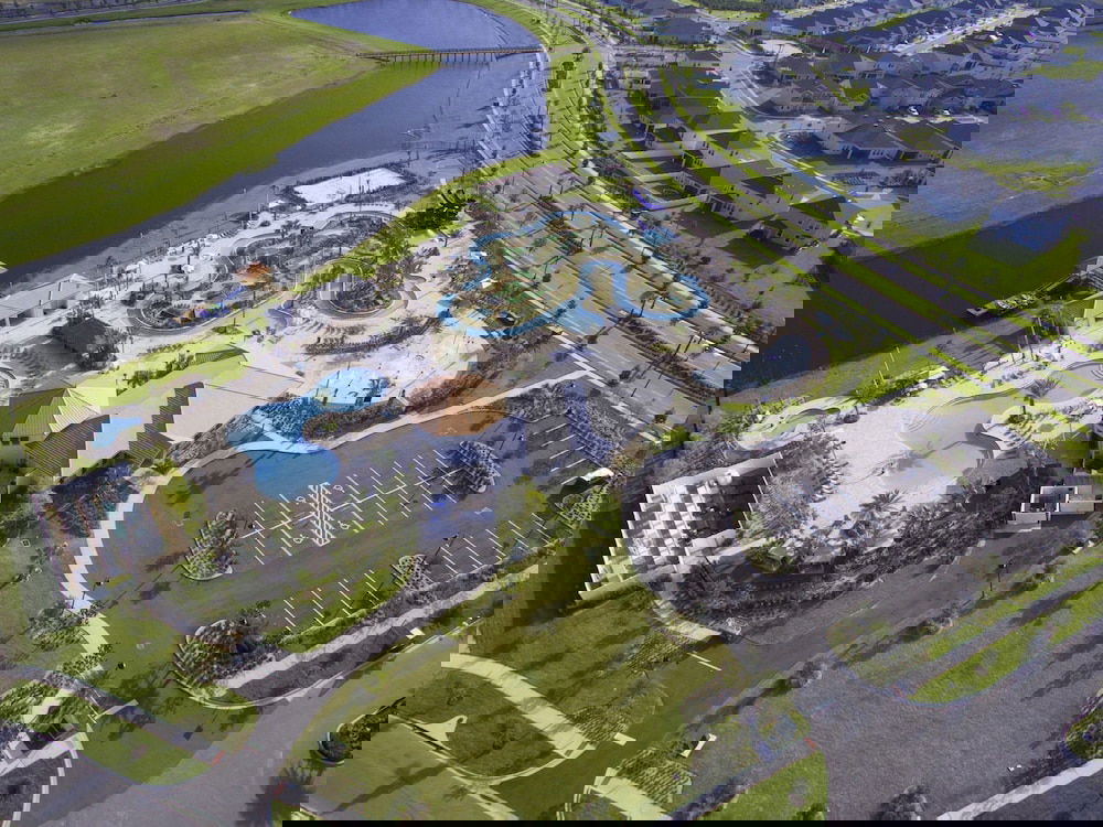 Fabulous Apartment With Balcony At Storey Lake 272977 - thumb 2