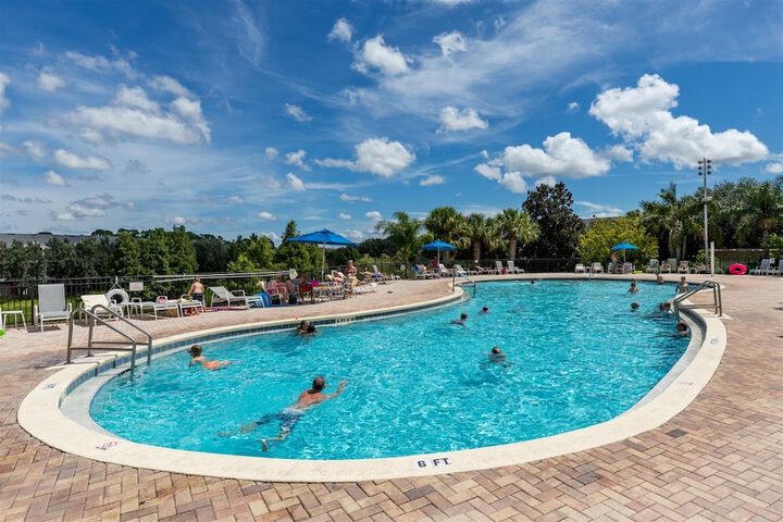 Fabulous Modern 3 Bed Penthouse Condo On Bahama Bay Resort 493 - thumb 5