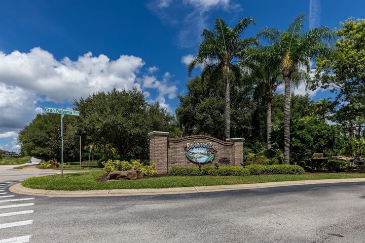 Fabulous Modern 3 Bed Penthouse Condo On Bahama Bay Resort 493 - thumb 1