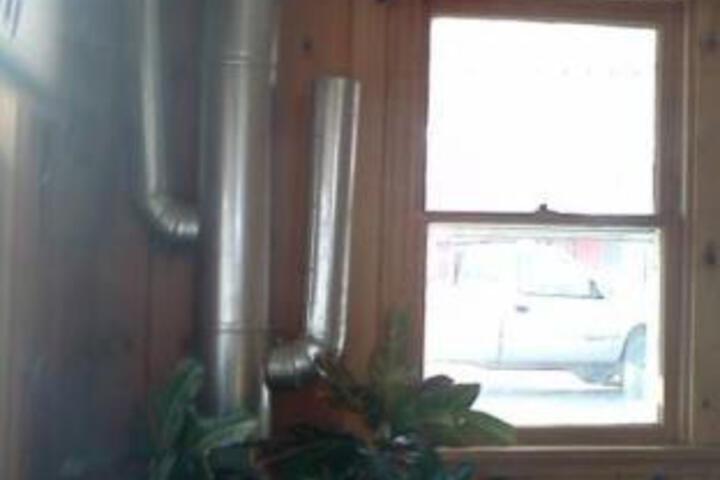 Budget Host Parkway Motel - thumb 3