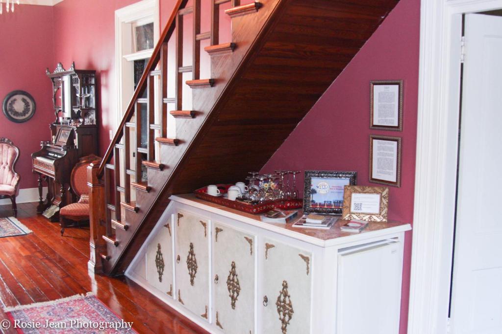 Flowertown Bed & Breakfast - thumb 2