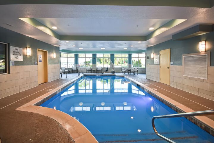 Holiday Inn Express & Suites Schererville, An IHG Hotel - thumb 4