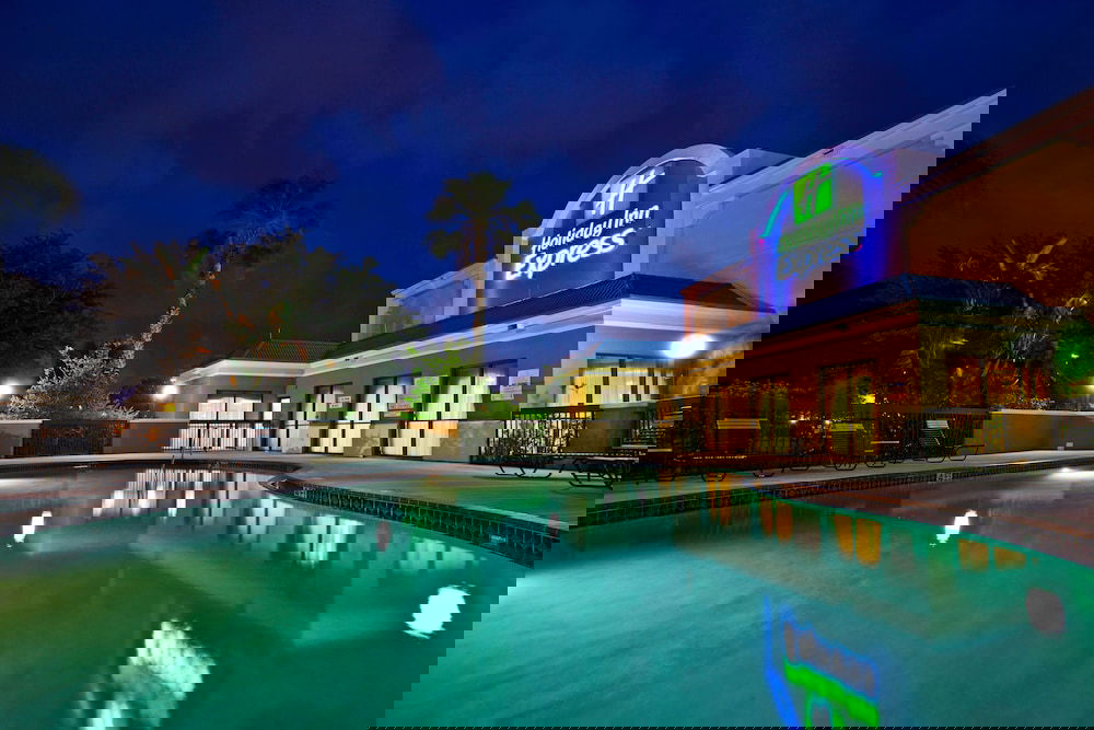 Holiday Inn Express - Vero Beach, An IHG Hotel - thumb 3