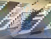 Two Brothers de Anza Villas Condo by RedAwning