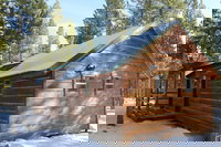 Sugar Loaf Lodge  Cabins