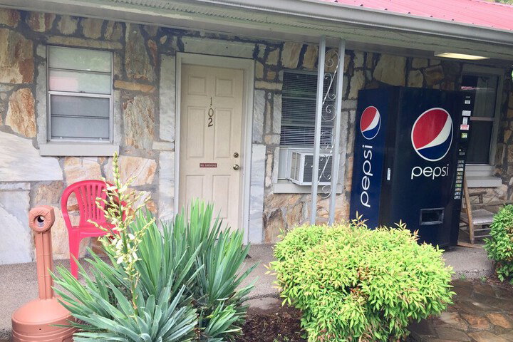 Phillips Historic Motel & Cottages - thumb 4