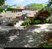 Villa Baloch- w/ Sparkling Heated Pool - Accommodation Rooms