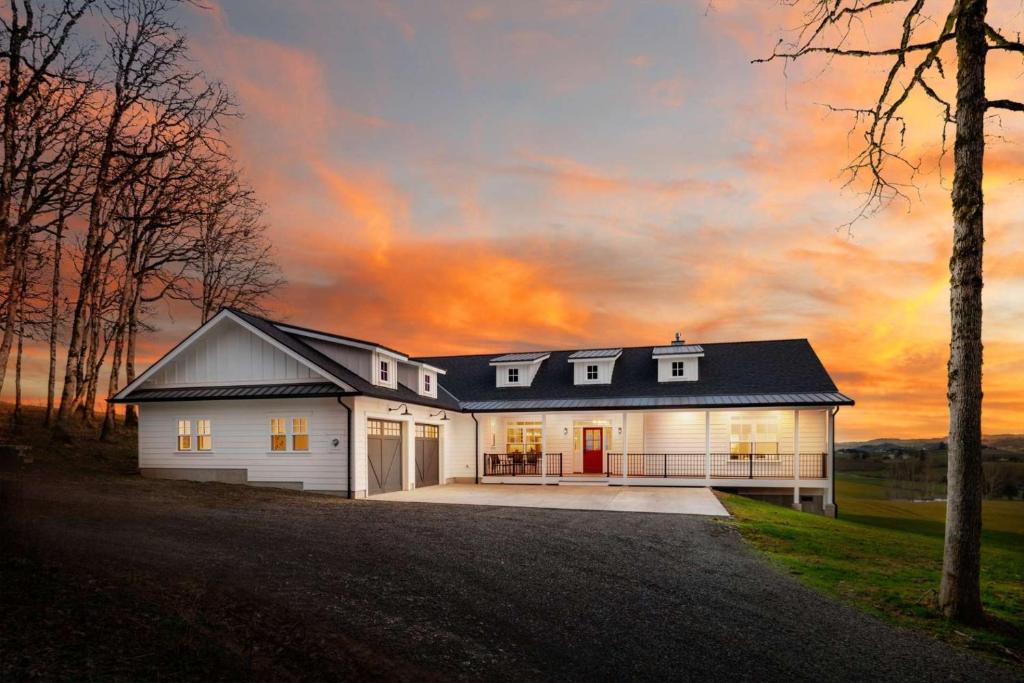 The Farmhouse At Quandary Vineyards - thumb 6