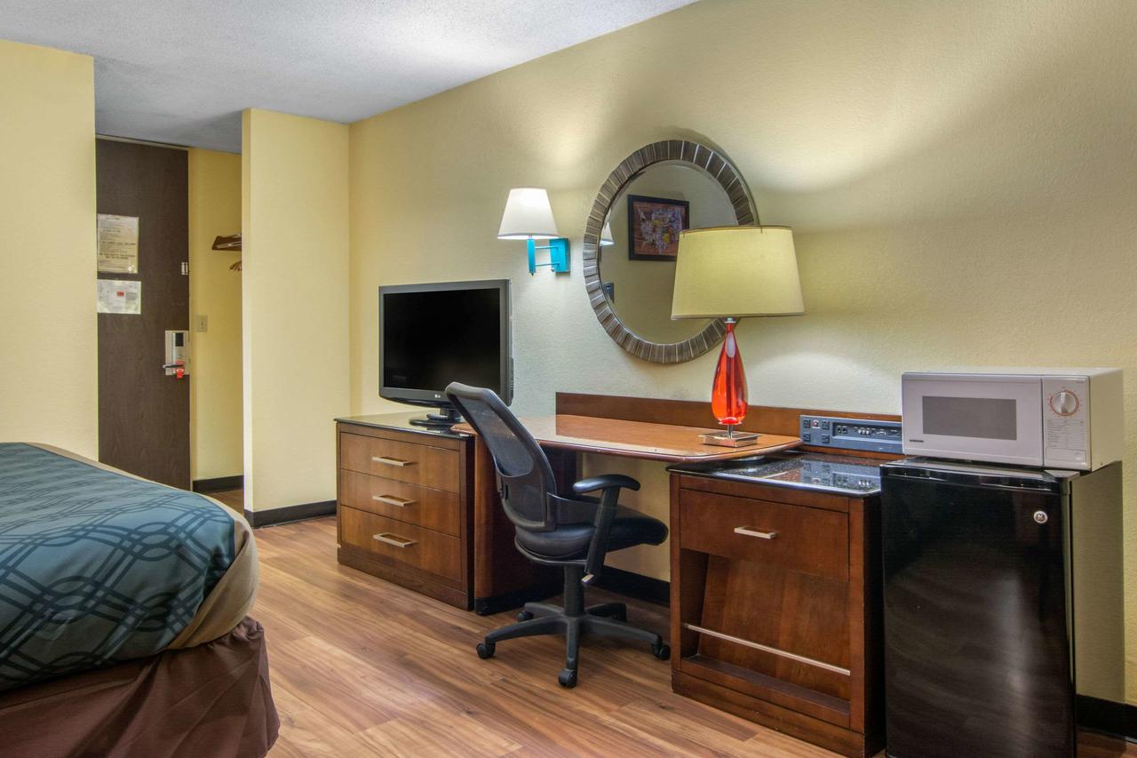 Econo Lodge Forsyth - thumb 24