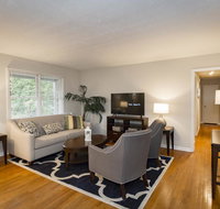 Luxury Home w/GameRoom KingSizeBed near Six Flags - Accommodation Rooms