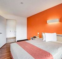 Motel 6 Dalton - Accommodation Rooms
