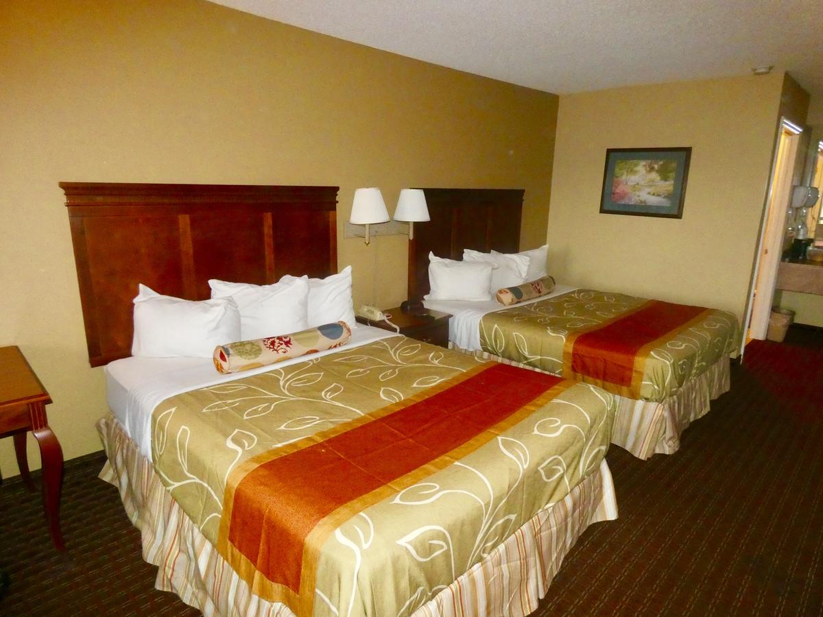 Americas Best Value Inn-Montezuma - thumb 5