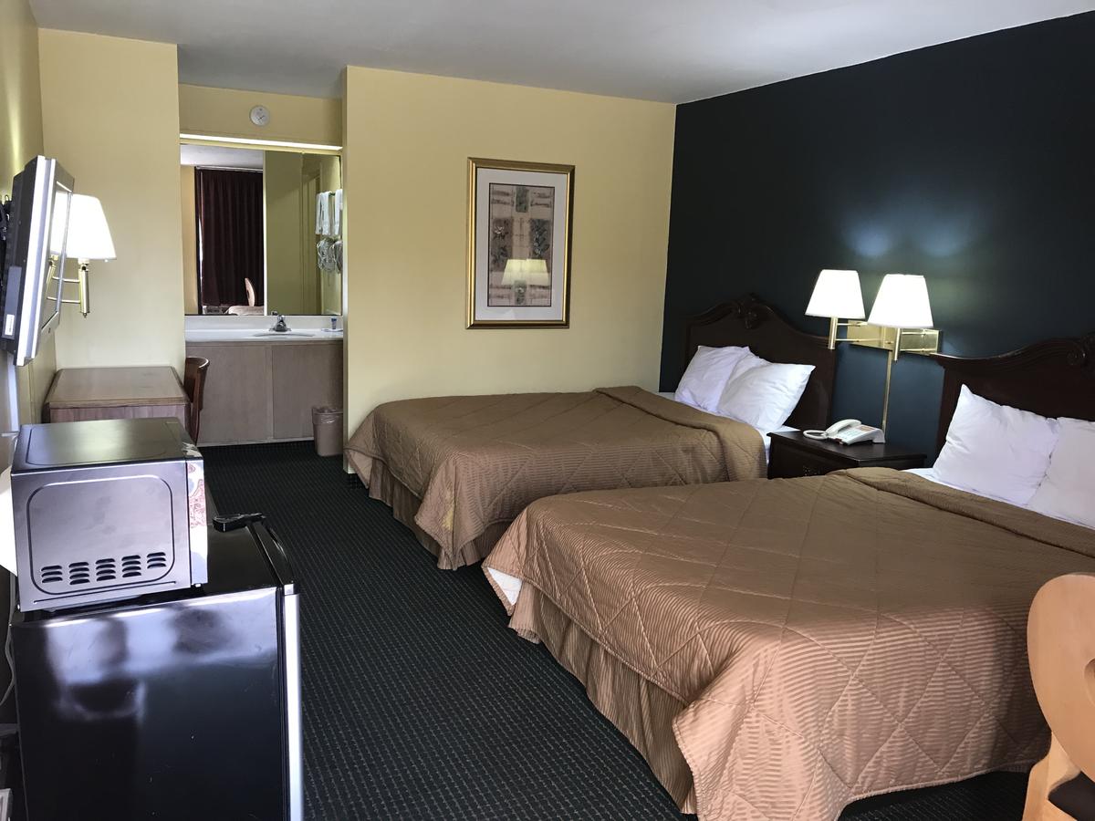 Relax Inn & Suites - thumb 2