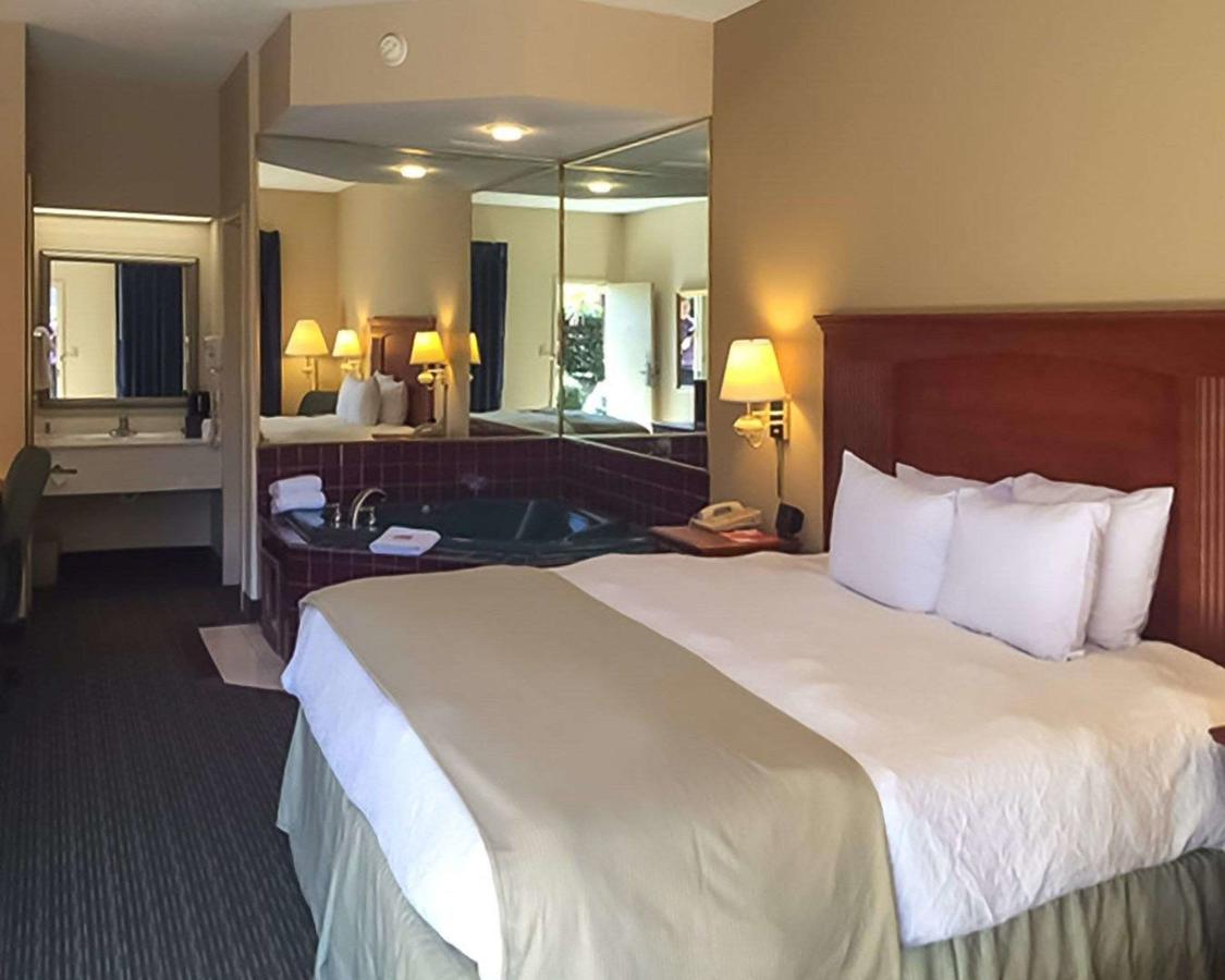 Econo Lodge Cordele - thumb 3