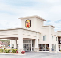 Super 8 by Wyndham Dalton - Accommodation Rooms