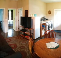 Banana Bungalow in Laie, North Shore, Oahu - Accommodation Rooms